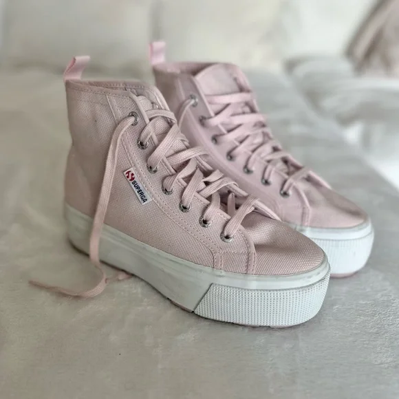 Superga cute pink sneakers size 7.5 - Picture 1 of 3